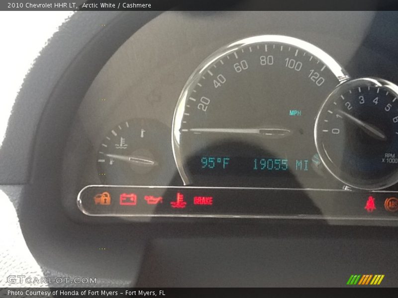 Arctic White / Cashmere 2010 Chevrolet HHR LT