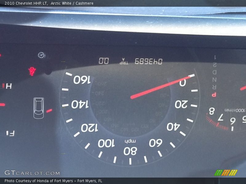 Arctic White / Cashmere 2010 Chevrolet HHR LT