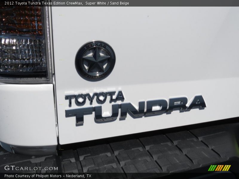 Super White / Sand Beige 2012 Toyota Tundra Texas Edition CrewMax