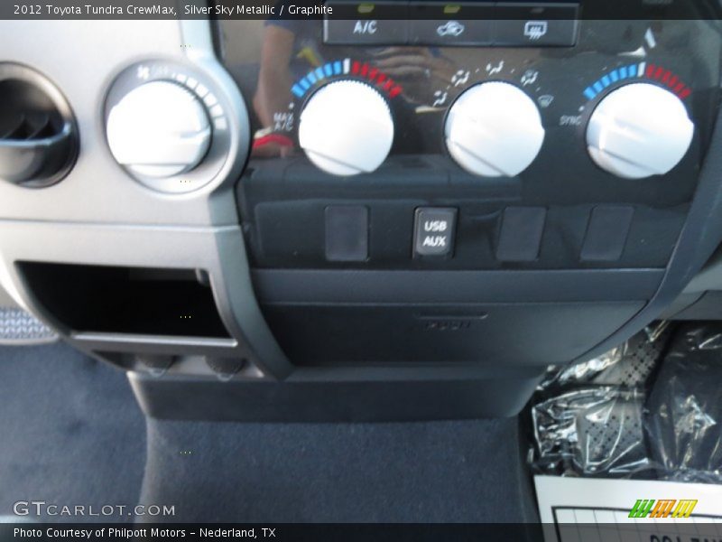 Silver Sky Metallic / Graphite 2012 Toyota Tundra CrewMax