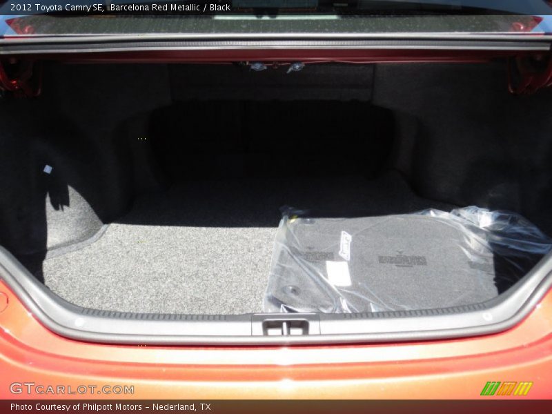 Barcelona Red Metallic / Black 2012 Toyota Camry SE