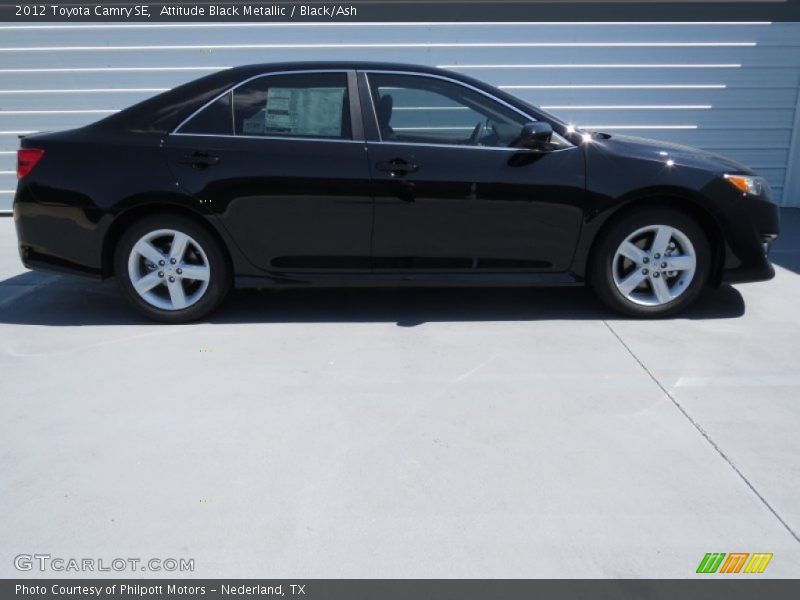 Attitude Black Metallic / Black/Ash 2012 Toyota Camry SE