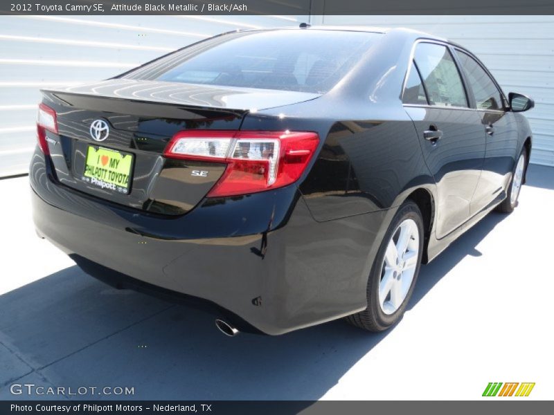Attitude Black Metallic / Black/Ash 2012 Toyota Camry SE