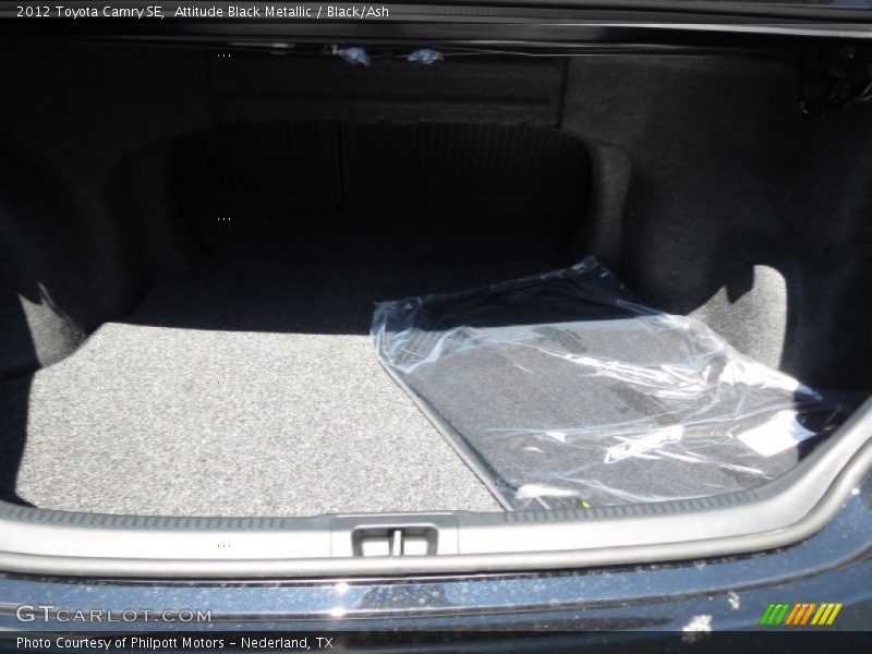 Attitude Black Metallic / Black/Ash 2012 Toyota Camry SE
