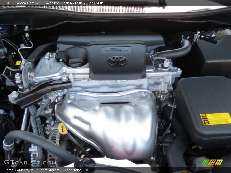 Attitude Black Metallic / Black/Ash 2012 Toyota Camry SE