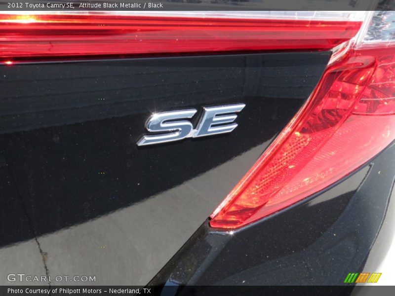 Attitude Black Metallic / Black 2012 Toyota Camry SE