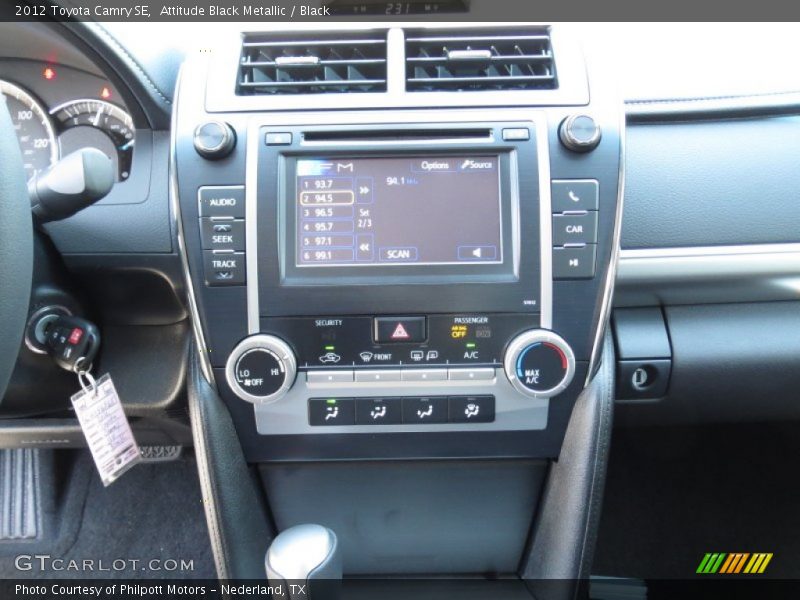 Attitude Black Metallic / Black 2012 Toyota Camry SE