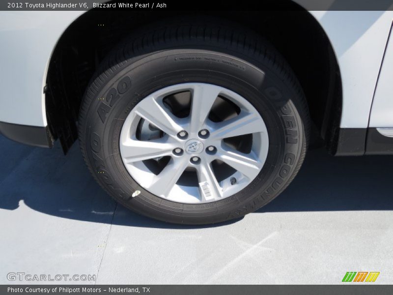 Blizzard White Pearl / Ash 2012 Toyota Highlander V6