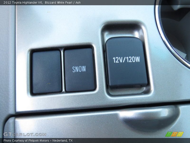 Blizzard White Pearl / Ash 2012 Toyota Highlander V6
