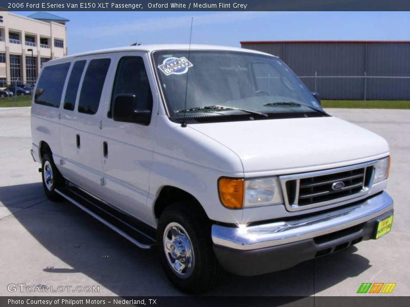 Oxford White / Medium Flint Grey 2006 Ford E Series Van E150 XLT Passenger