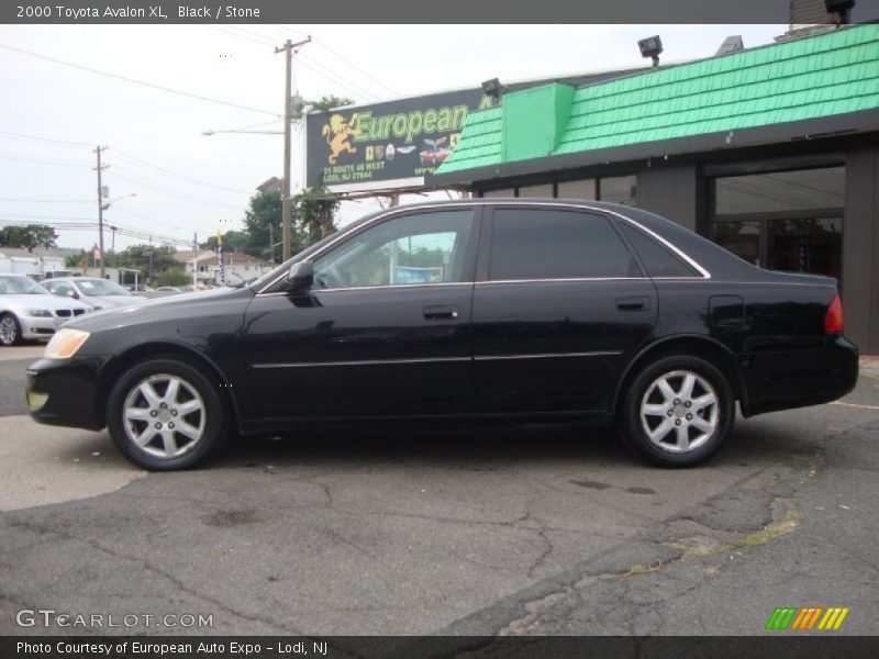 Black / Stone 2000 Toyota Avalon XL