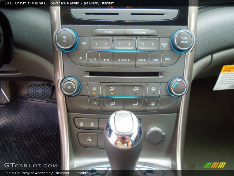 Controls of 2013 Malibu LS