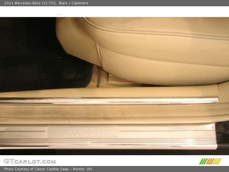 Black / Cashmere 2011 Mercedes-Benz CLS 550