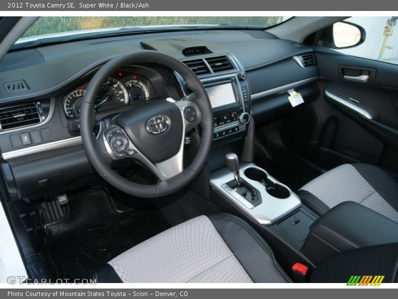Super White / Black/Ash 2012 Toyota Camry SE