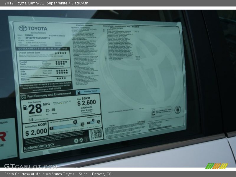 Super White / Black/Ash 2012 Toyota Camry SE