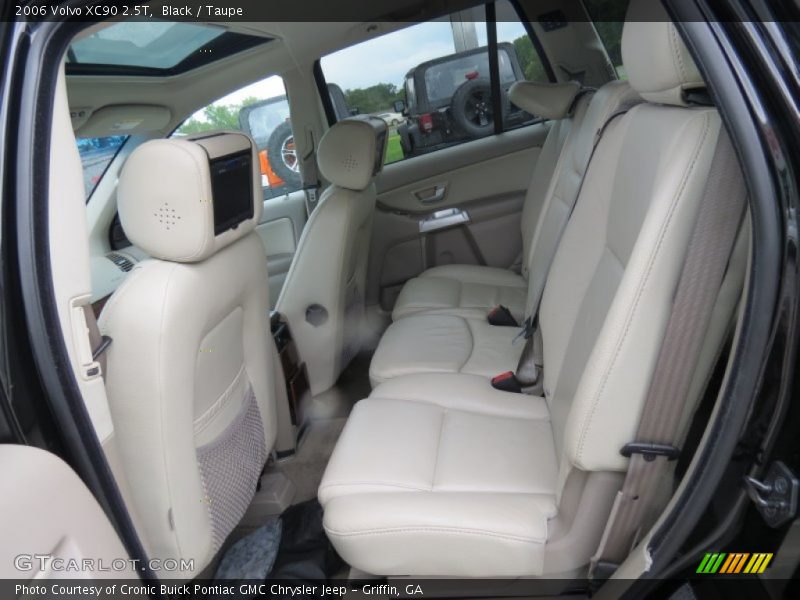Black / Taupe 2006 Volvo XC90 2.5T