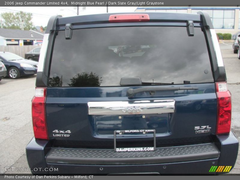 Midnight Blue Pearl / Dark Slate Gray/Light Graystone 2006 Jeep Commander Limited 4x4