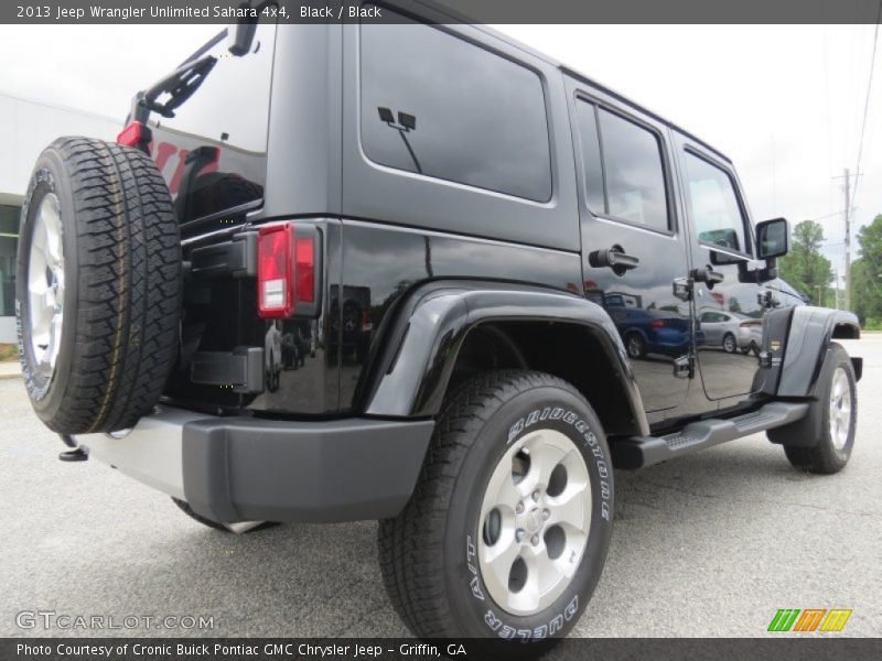 Black / Black 2013 Jeep Wrangler Unlimited Sahara 4x4