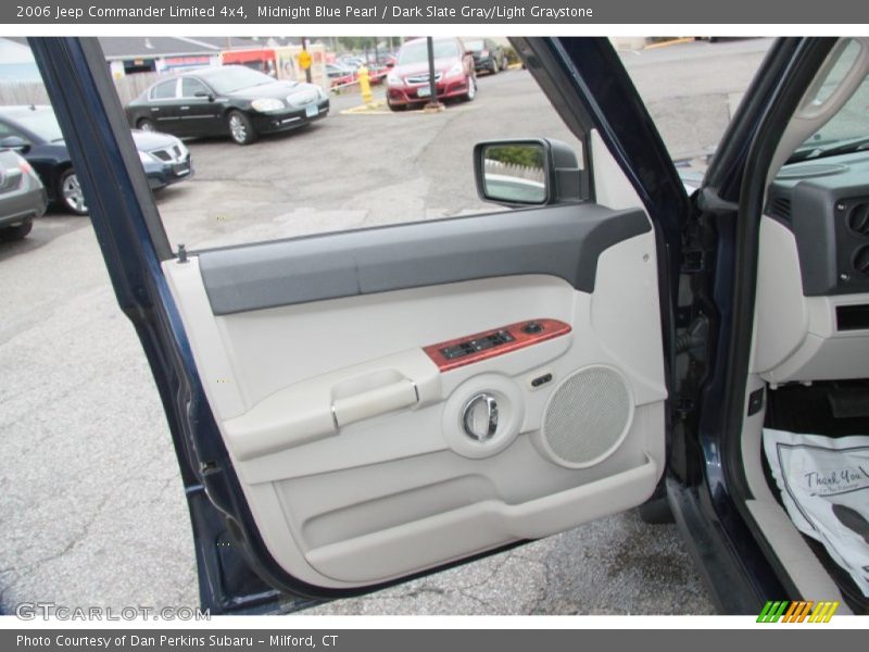 Midnight Blue Pearl / Dark Slate Gray/Light Graystone 2006 Jeep Commander Limited 4x4