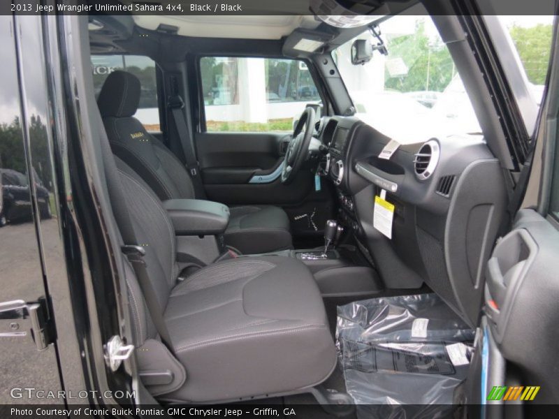 Black / Black 2013 Jeep Wrangler Unlimited Sahara 4x4