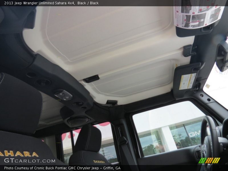 Black / Black 2013 Jeep Wrangler Unlimited Sahara 4x4