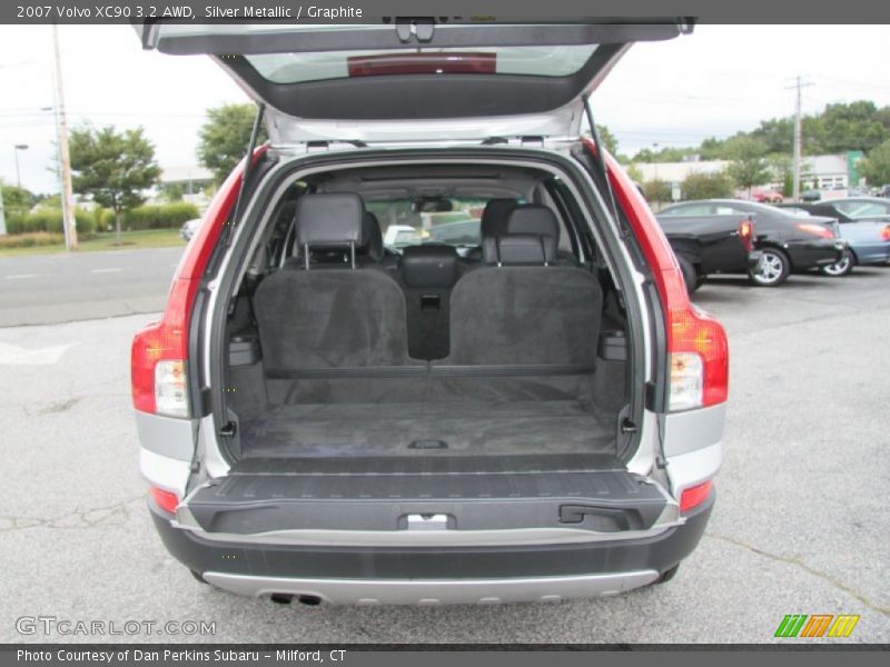 Silver Metallic / Graphite 2007 Volvo XC90 3.2 AWD