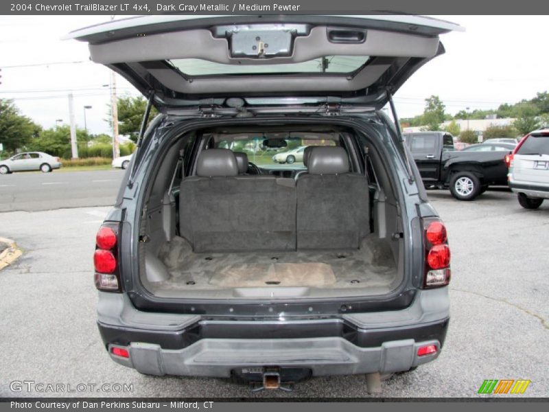 Dark Gray Metallic / Medium Pewter 2004 Chevrolet TrailBlazer LT 4x4
