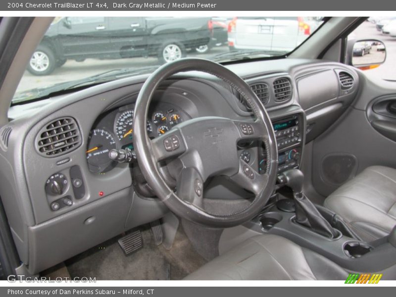 Dark Gray Metallic / Medium Pewter 2004 Chevrolet TrailBlazer LT 4x4