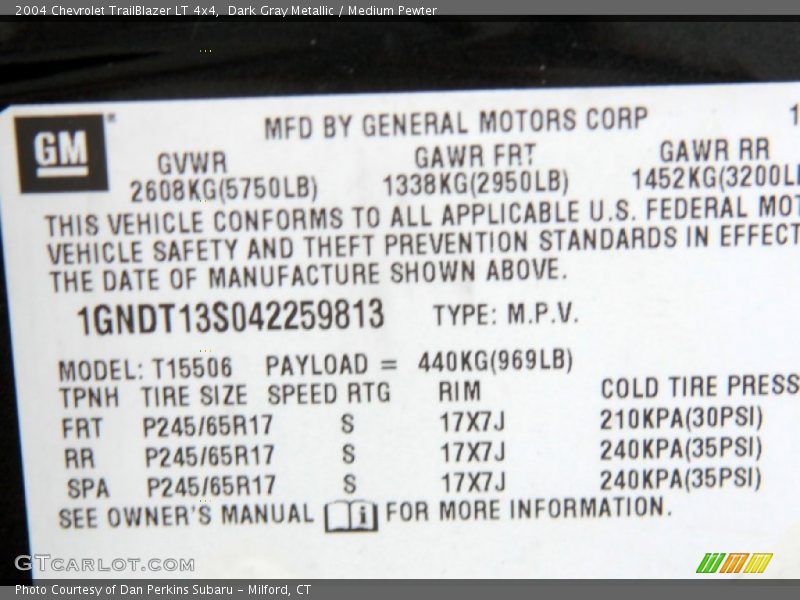 Dark Gray Metallic / Medium Pewter 2004 Chevrolet TrailBlazer LT 4x4