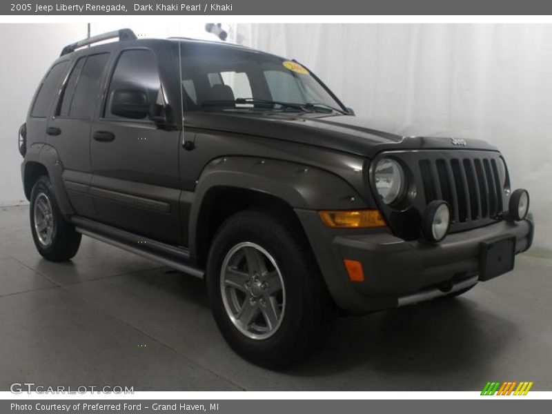 Dark Khaki Pearl / Khaki 2005 Jeep Liberty Renegade