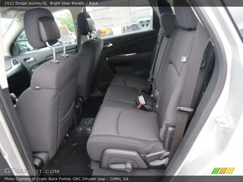 Bright Silver Metallic / Black 2012 Dodge Journey SE