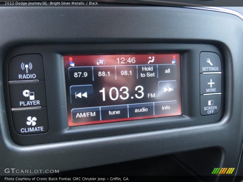 Bright Silver Metallic / Black 2012 Dodge Journey SE