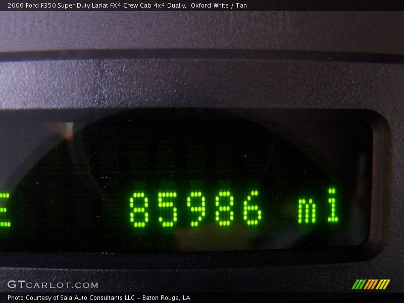 Oxford White / Tan 2006 Ford F350 Super Duty Lariat FX4 Crew Cab 4x4 Dually
