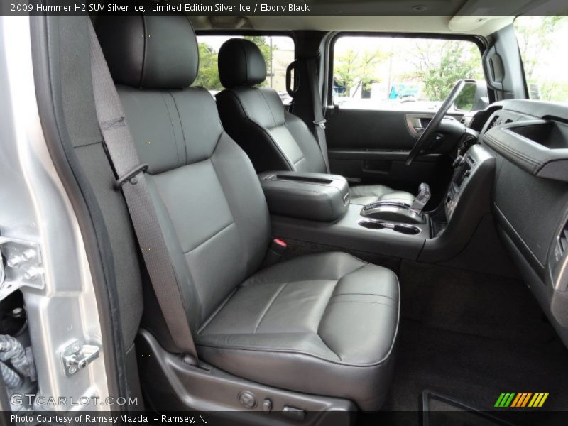 Front Seat of 2009 H2 SUV Silver Ice