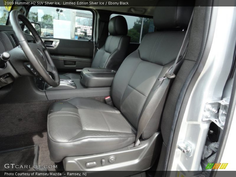 Front Seat of 2009 H2 SUV Silver Ice