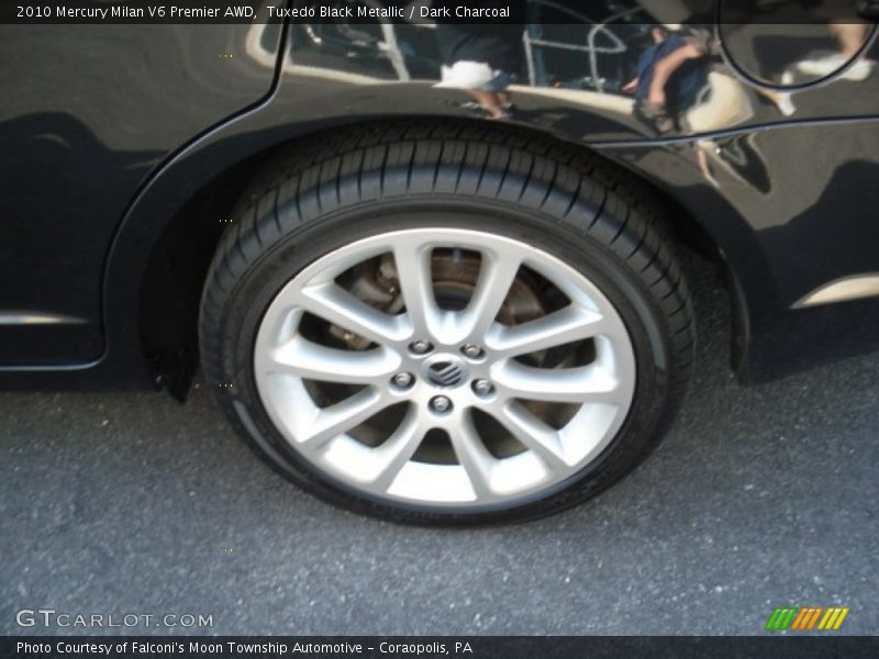 Tuxedo Black Metallic / Dark Charcoal 2010 Mercury Milan V6 Premier AWD