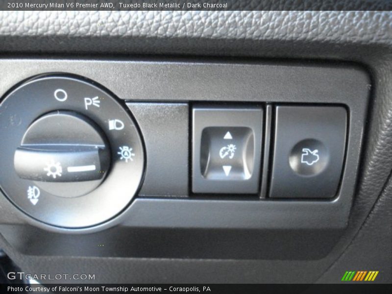 Tuxedo Black Metallic / Dark Charcoal 2010 Mercury Milan V6 Premier AWD