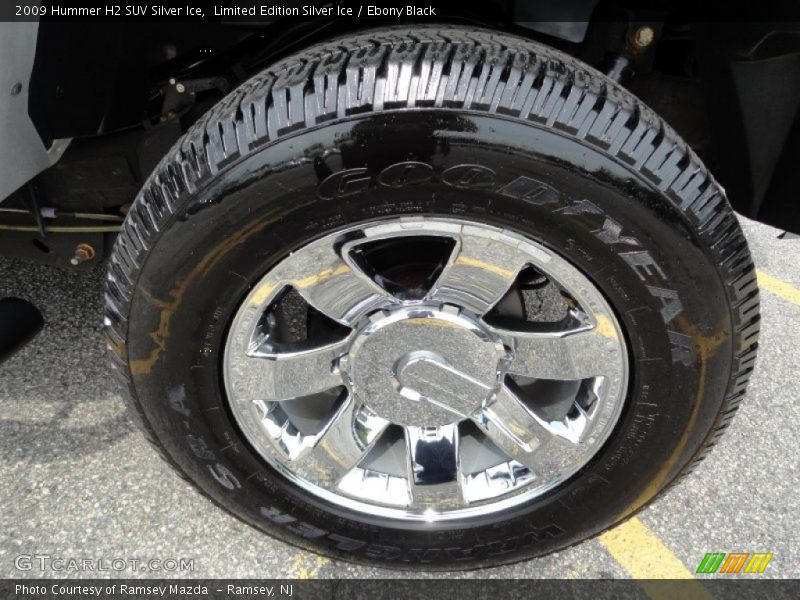  2009 H2 SUV Silver Ice Wheel