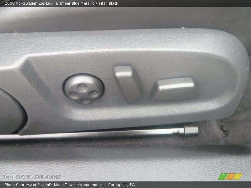 Eismeer Blue Metallic / Titan Black 2008 Volkswagen Eos Lux