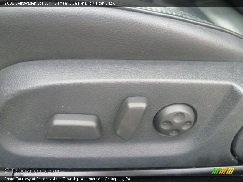 Eismeer Blue Metallic / Titan Black 2008 Volkswagen Eos Lux