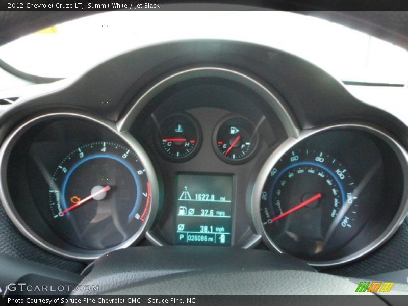 Summit White / Jet Black 2012 Chevrolet Cruze LT
