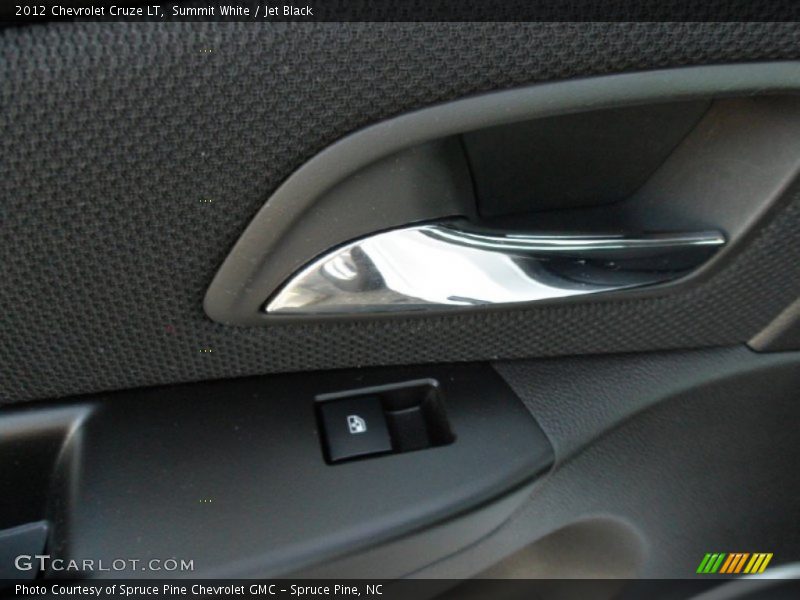 Summit White / Jet Black 2012 Chevrolet Cruze LT