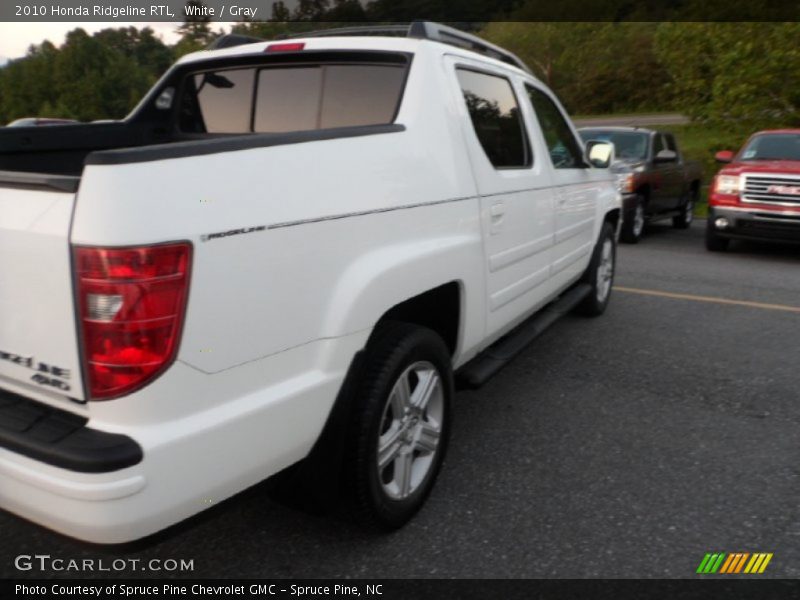 White / Gray 2010 Honda Ridgeline RTL