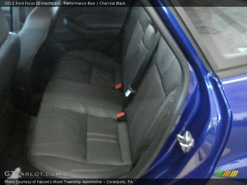 Performance Blue / Charcoal Black 2013 Ford Focus SE Hatchback