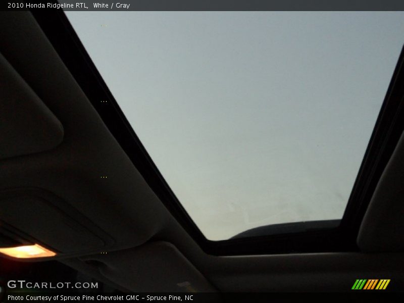White / Gray 2010 Honda Ridgeline RTL