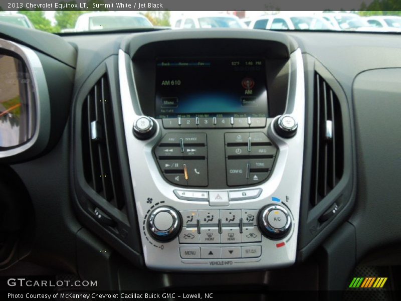 Summit White / Jet Black 2013 Chevrolet Equinox LT
