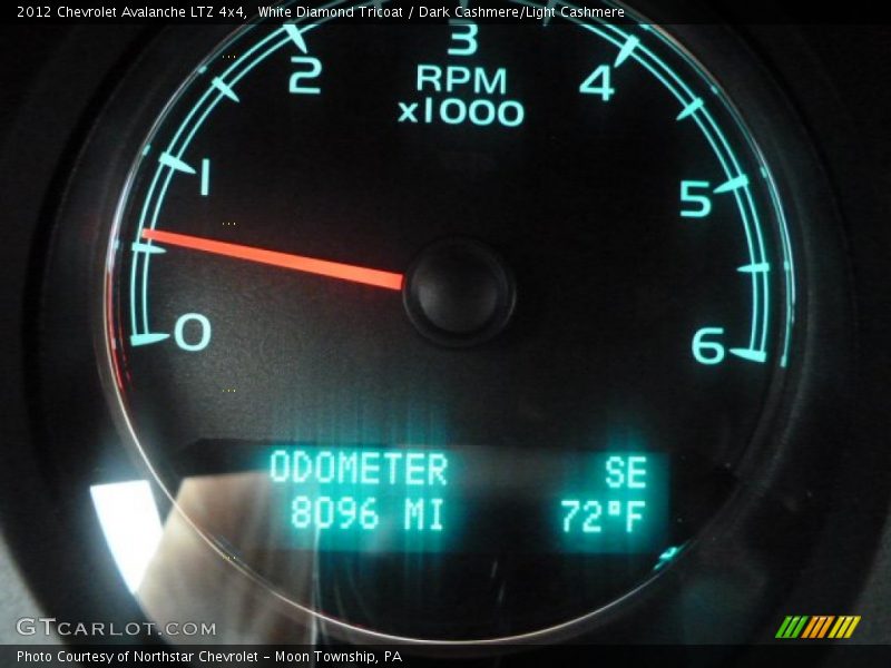 White Diamond Tricoat / Dark Cashmere/Light Cashmere 2012 Chevrolet Avalanche LTZ 4x4