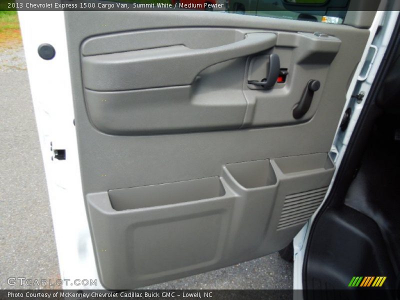 Summit White / Medium Pewter 2013 Chevrolet Express 1500 Cargo Van