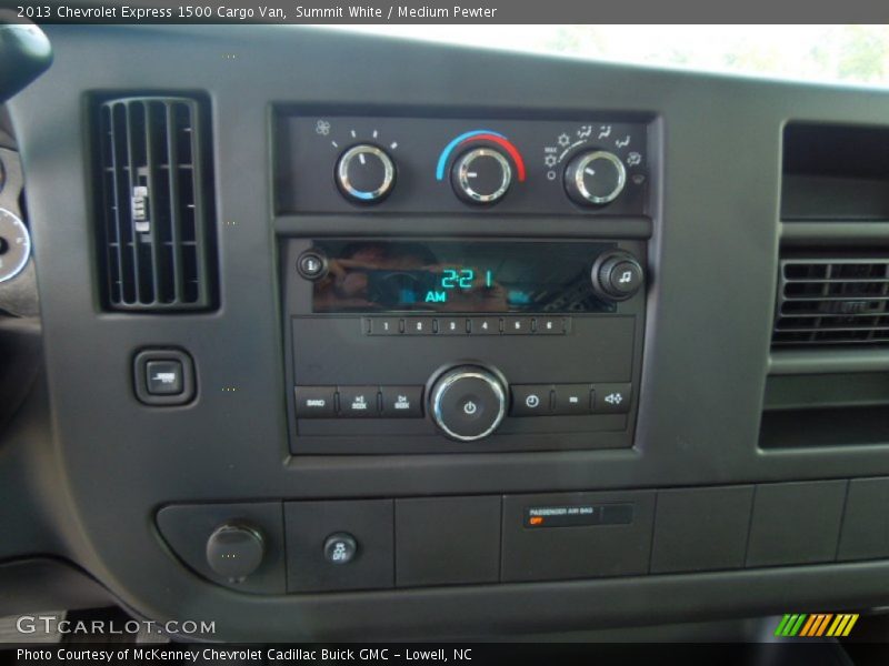 Summit White / Medium Pewter 2013 Chevrolet Express 1500 Cargo Van