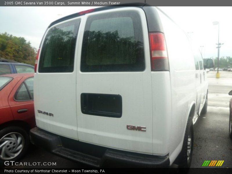 Summit White / Medium Pewter 2005 GMC Savana Van 3500 Cargo